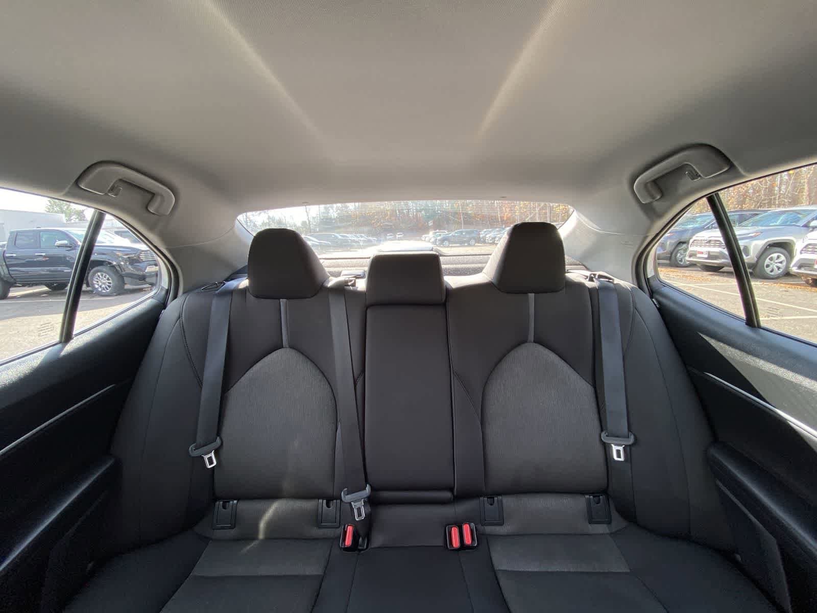 Thumbnail: 2023 Toyota Camry - 31