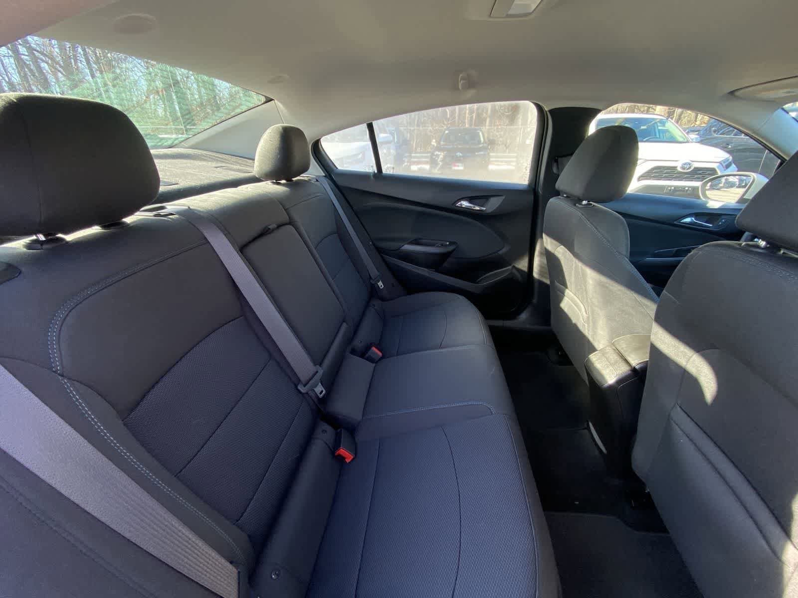 Thumbnail: 2016 Chevrolet Cruze - 30