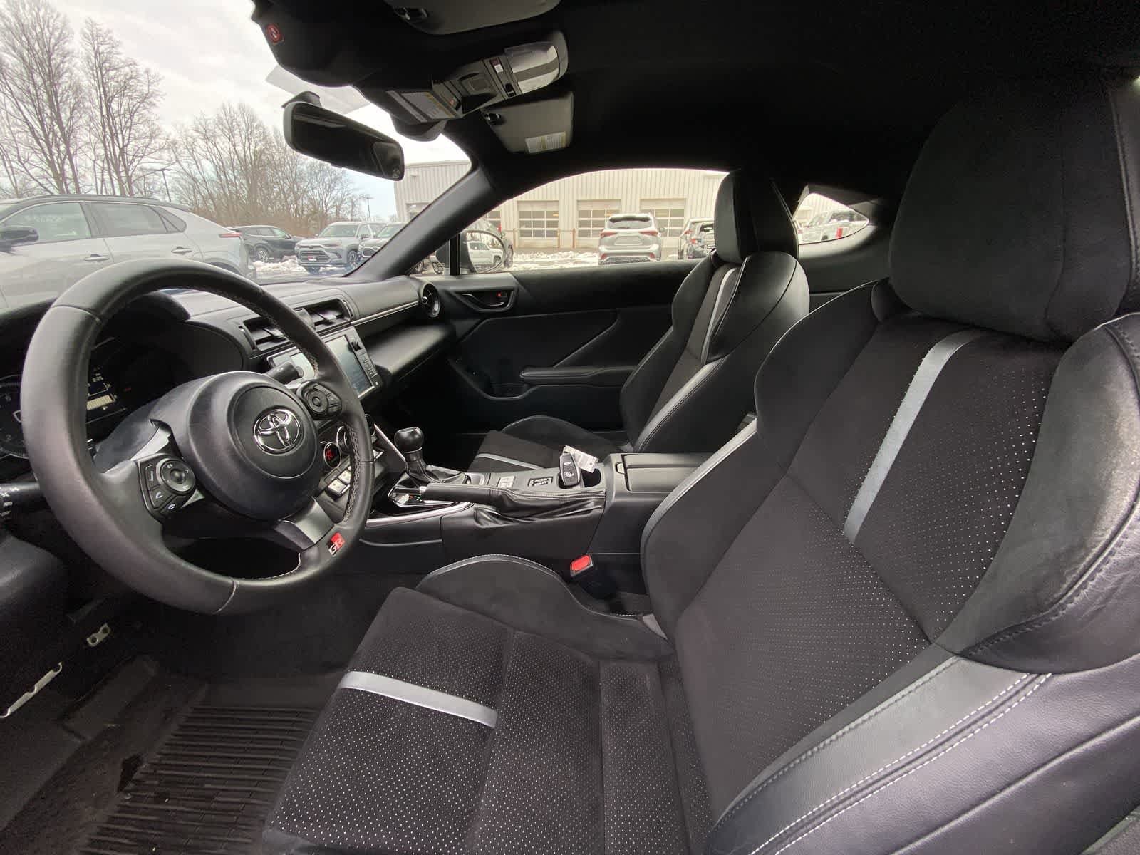 Thumbnail: 2023 Toyota GR86 - 19