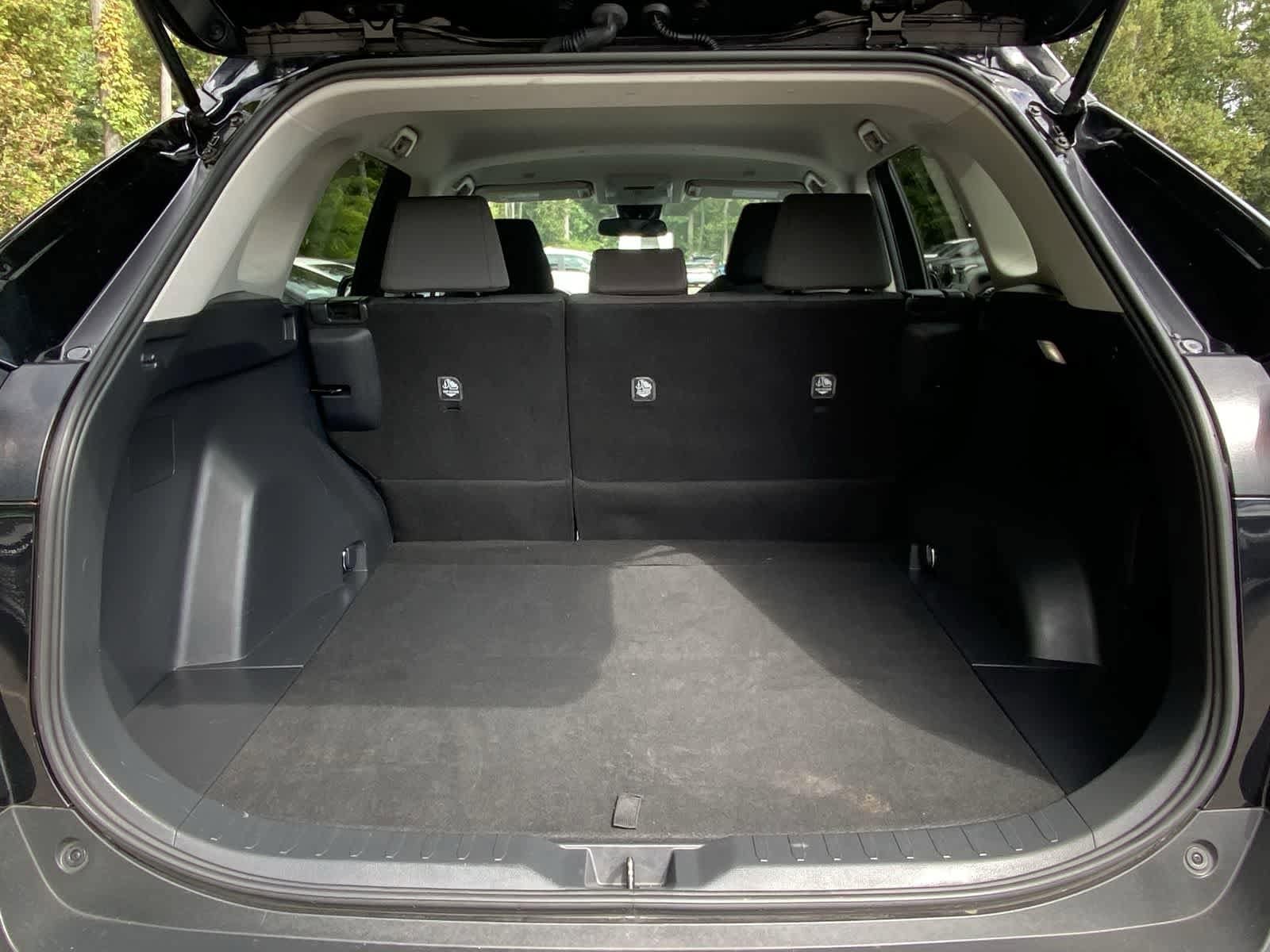 Thumbnail: 2024 Toyota RAV4 - 10