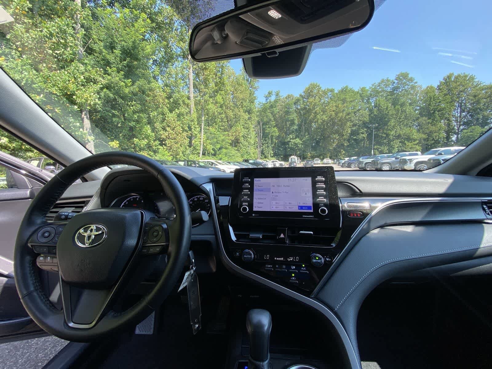 Thumbnail: 2022 Toyota Camry - 19