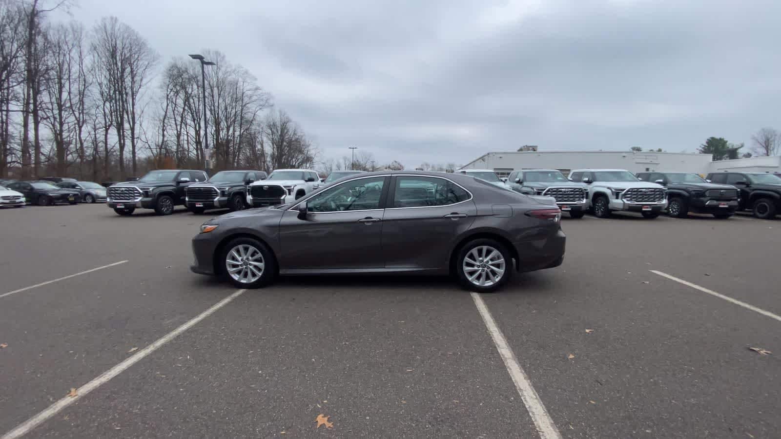 Thumbnail: 2023 Toyota Camry - 12