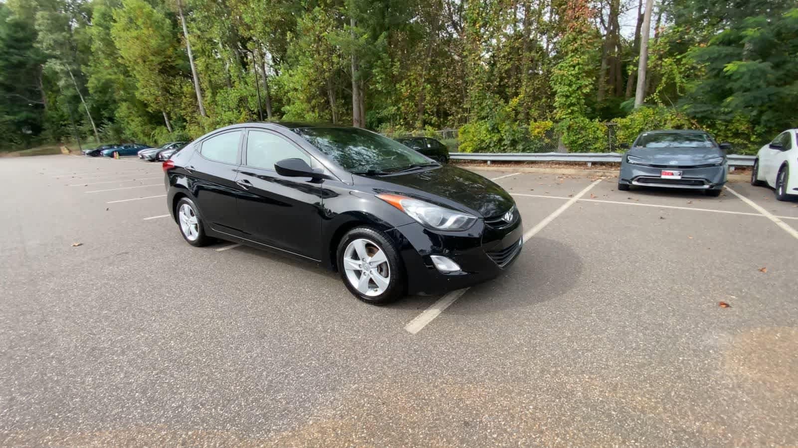 Thumbnail: 2013 Hyundai Elantra - 2