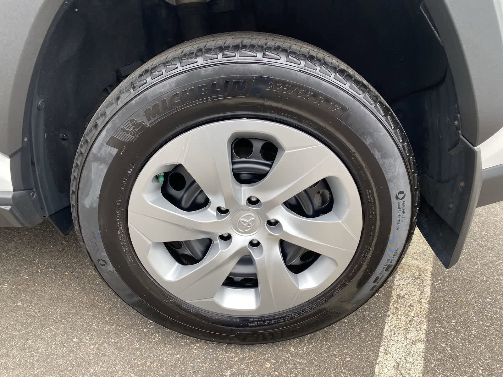 Thumbnail: 2023 Toyota RAV4 - 12