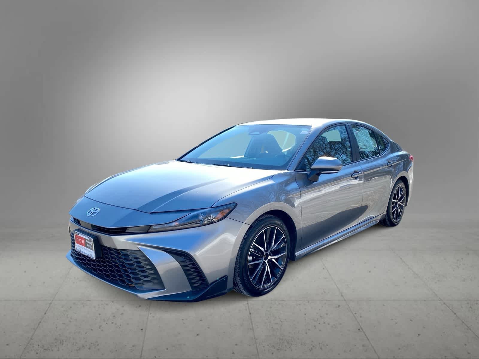 Thumbnail: 2025 Toyota Camry - 6