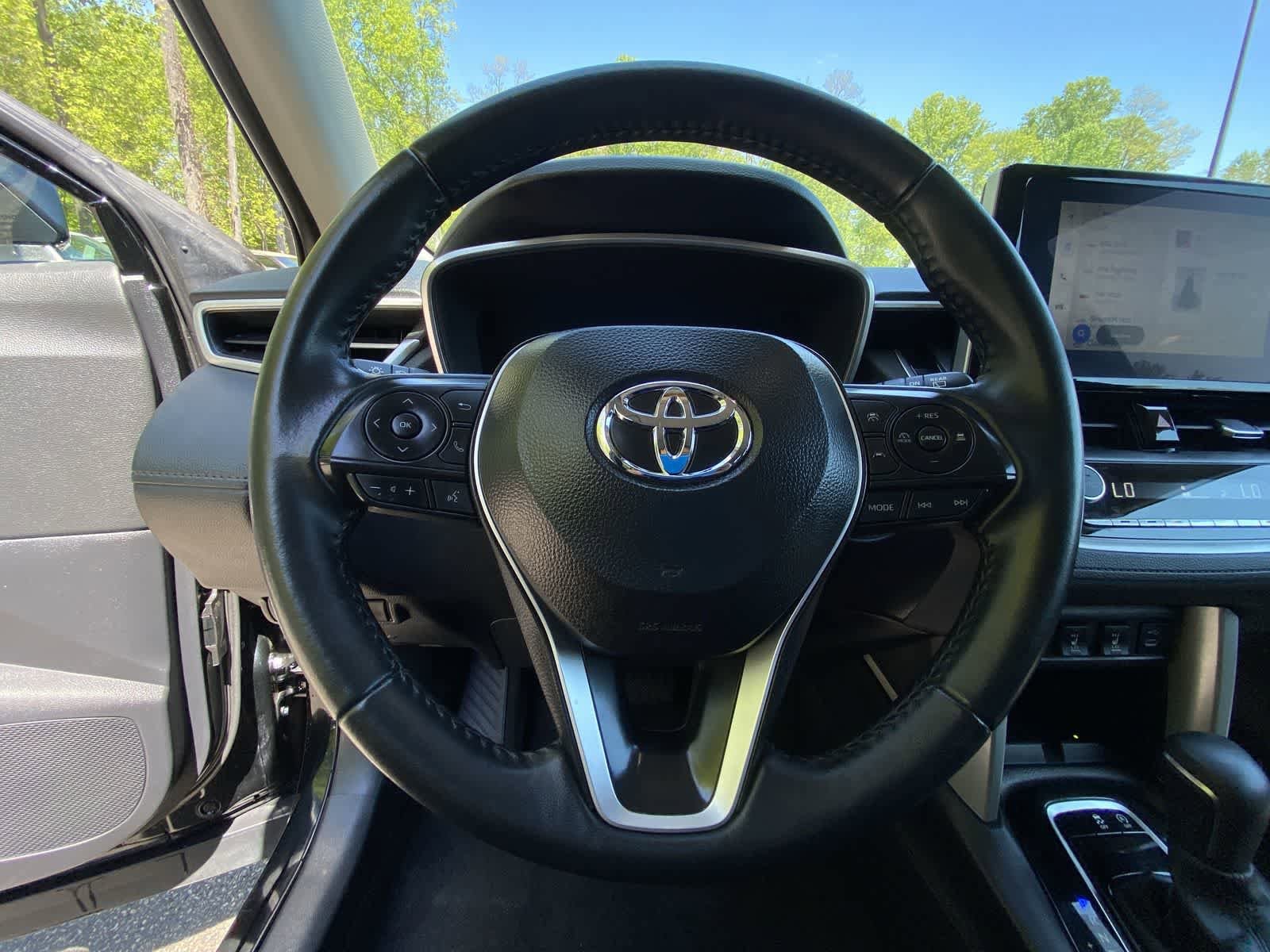 Thumbnail: 2025 Toyota Corolla Cross - 25