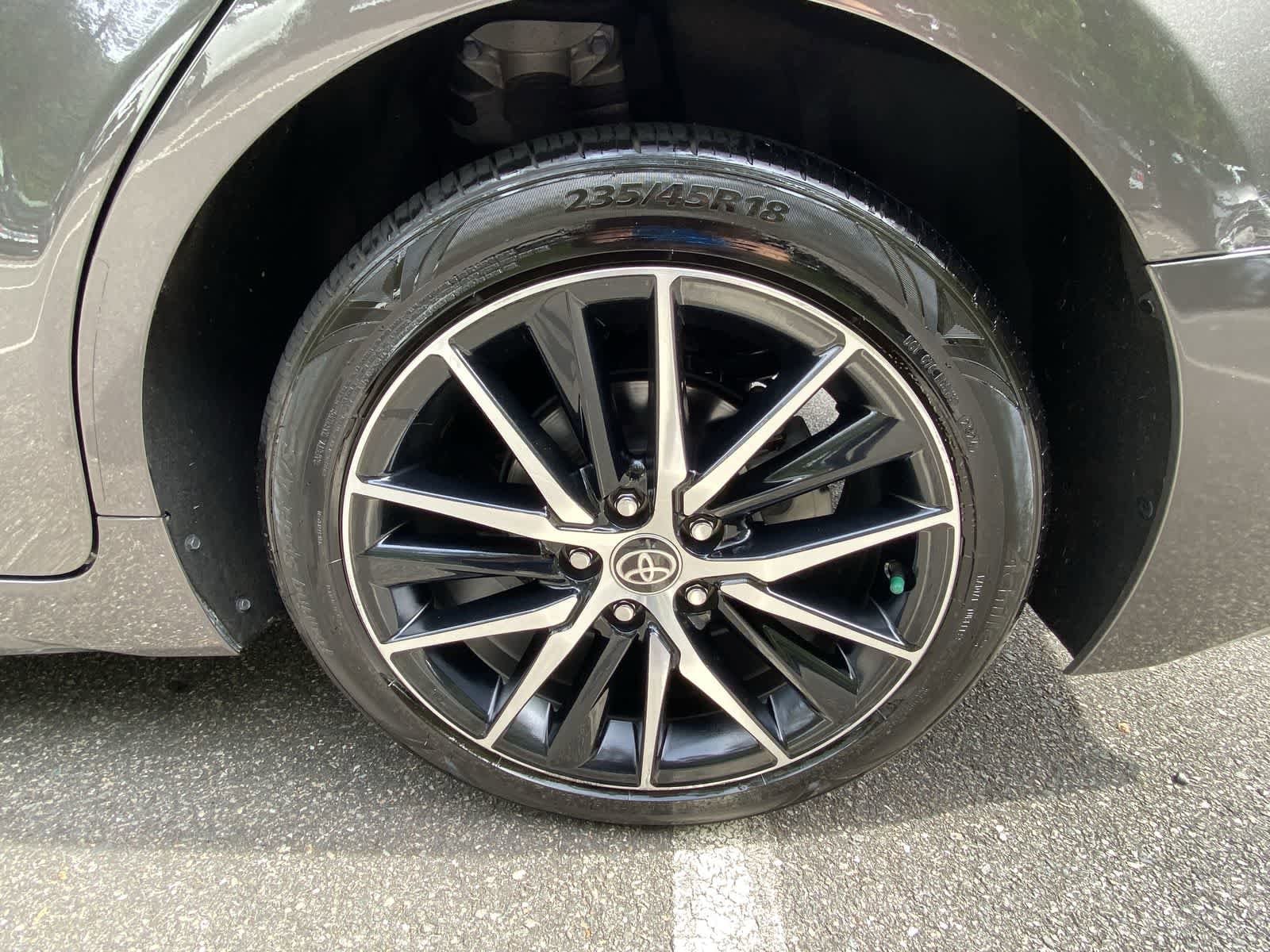 Thumbnail: 2023 Toyota Camry - 12