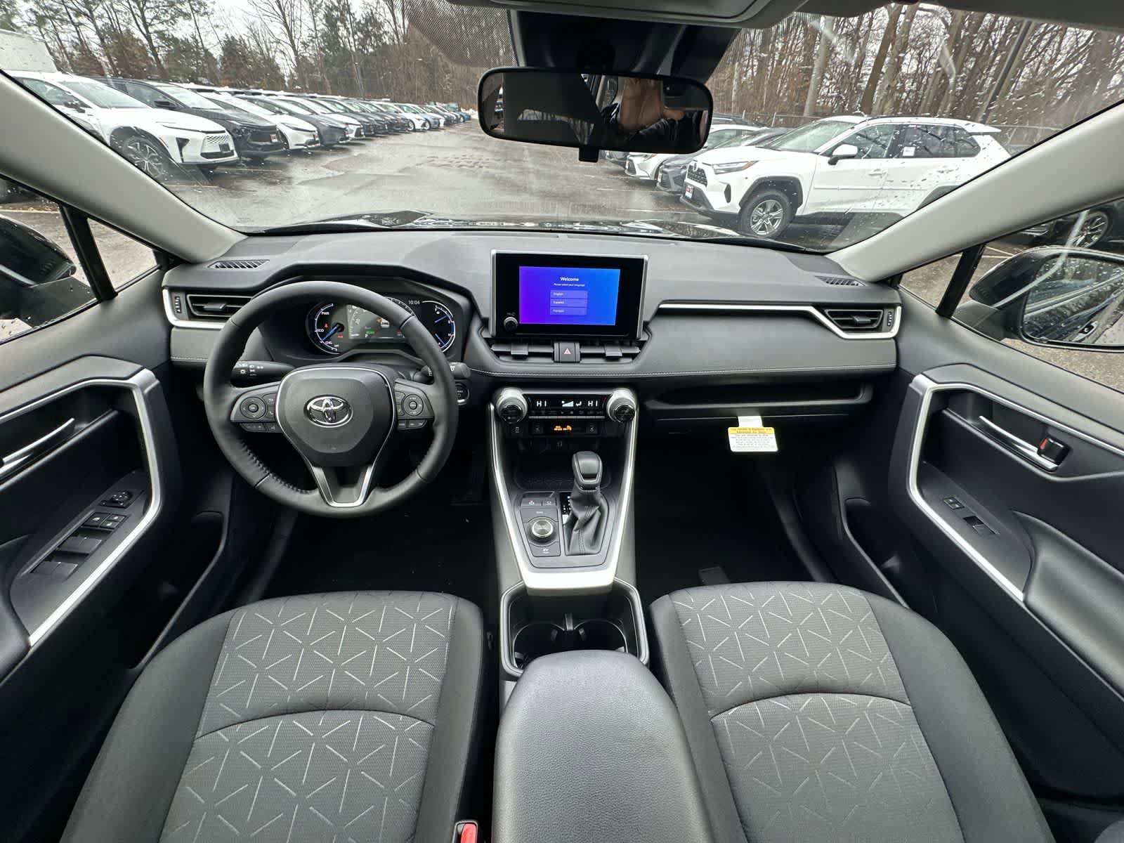 Thumbnail: 2025 Toyota RAV4 - 33