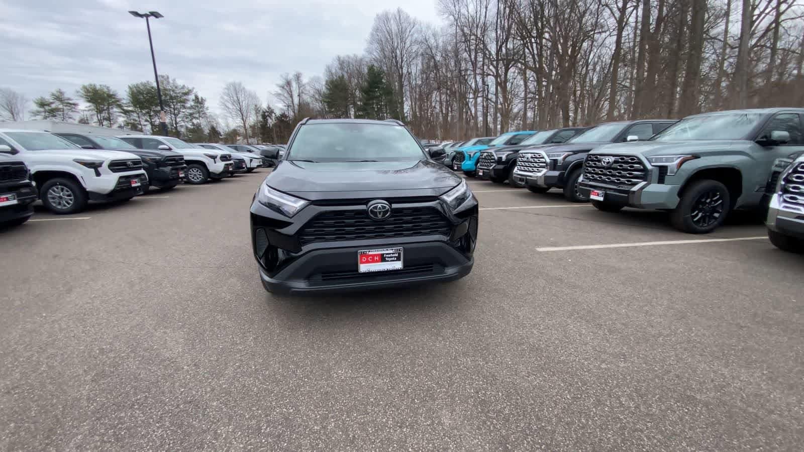 Thumbnail: 2025 Toyota RAV4 - 6