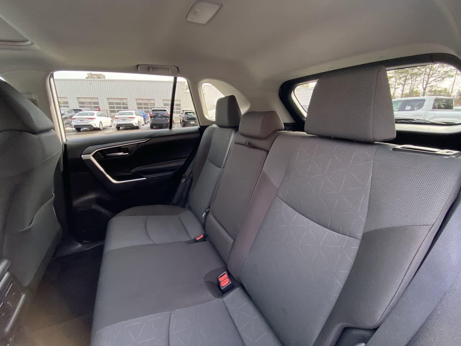 Thumbnail: 2025 Toyota RAV4 - 23