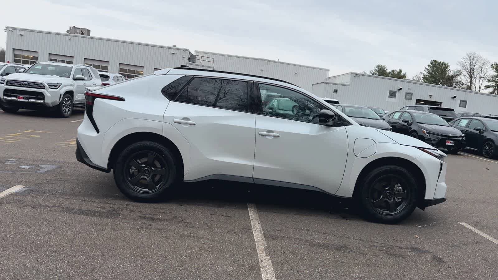 Thumbnail: 2026 Toyota bZ - 10