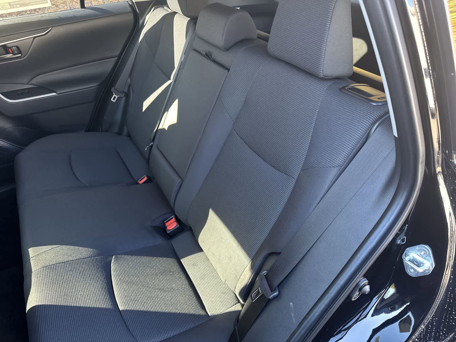 Thumbnail: 2025 Toyota RAV4 - 25