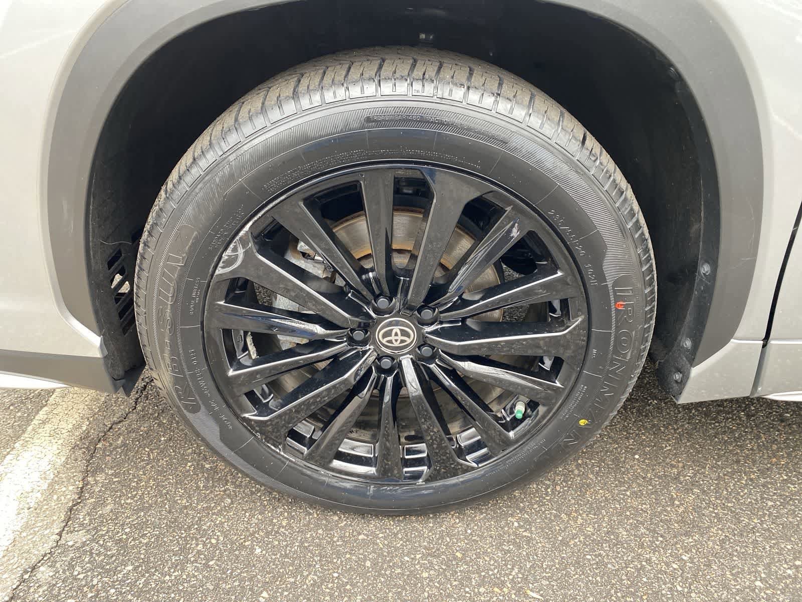 Thumbnail: 2025 Toyota Highlander - 11