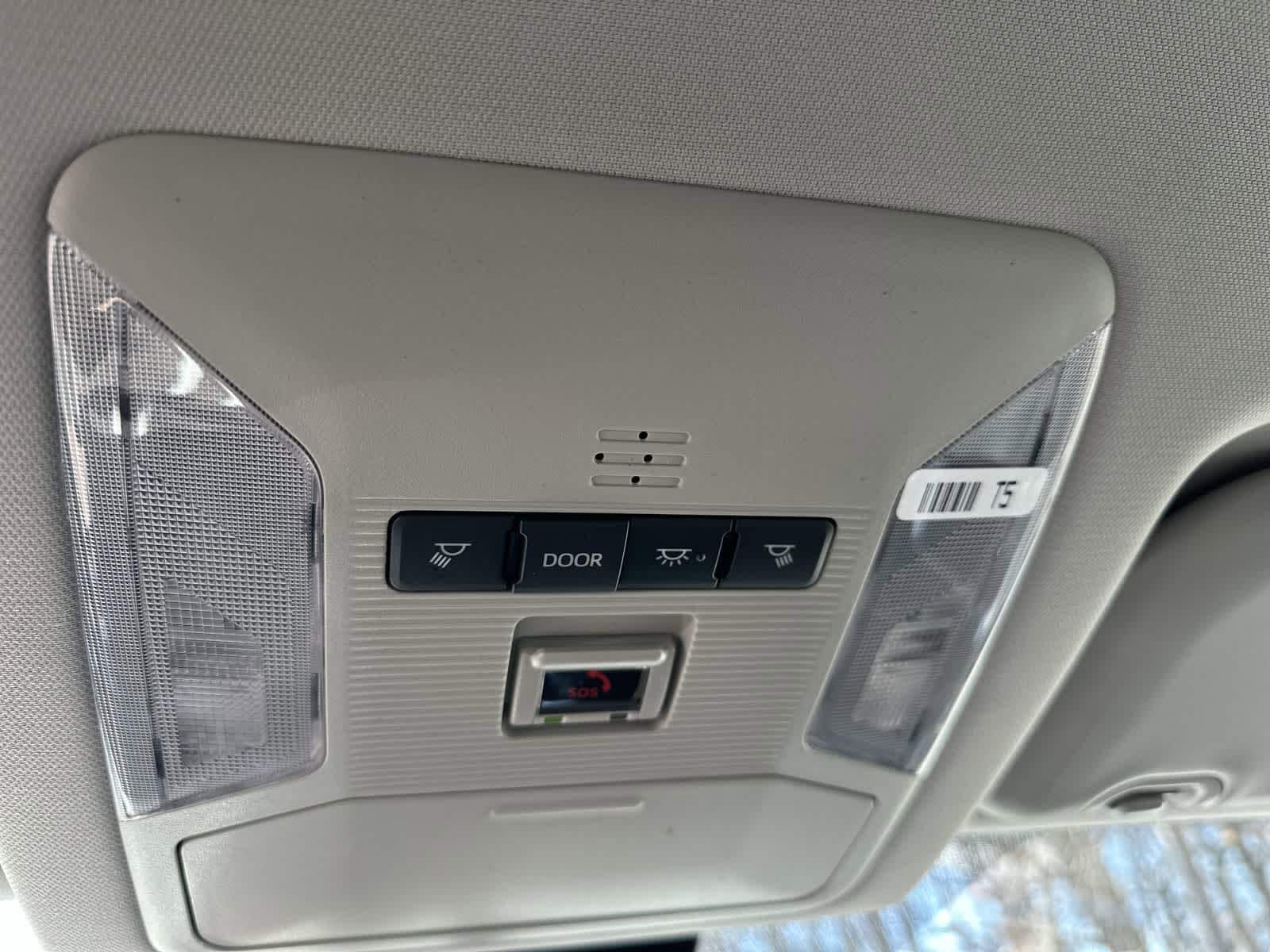 Thumbnail: 2025 Toyota RAV4 - 22