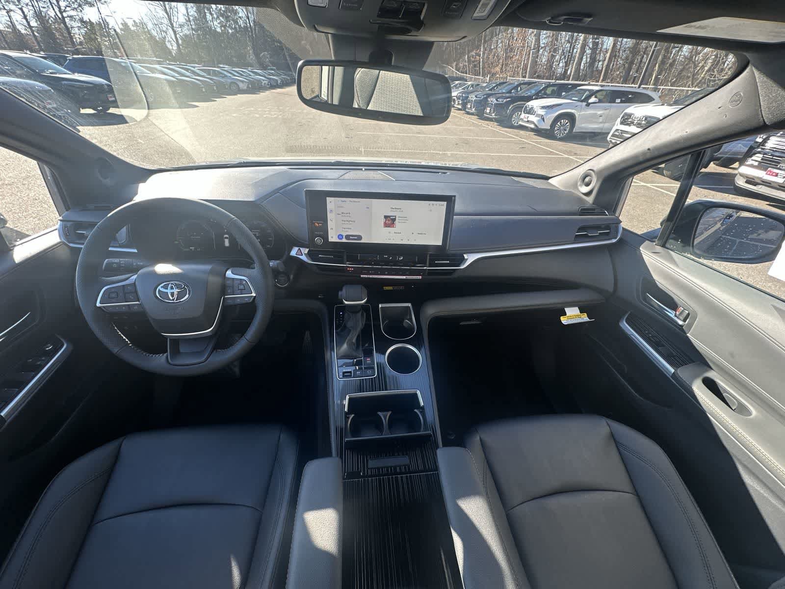 Thumbnail: 2026 Toyota Sienna - 36