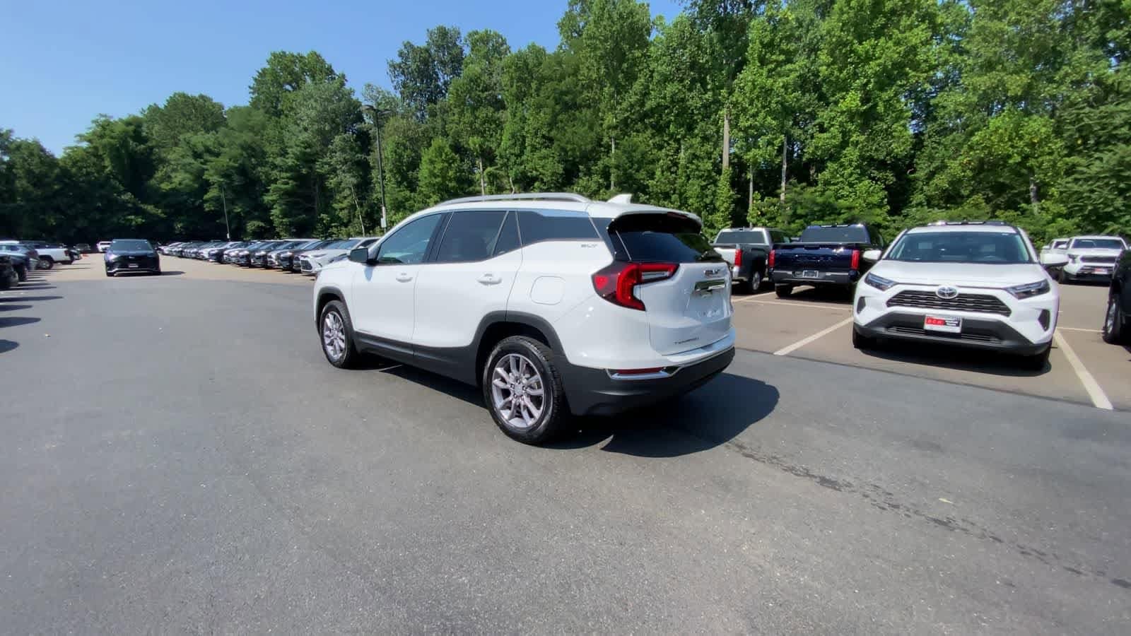Thumbnail: 2024 GMC Terrain - 6
