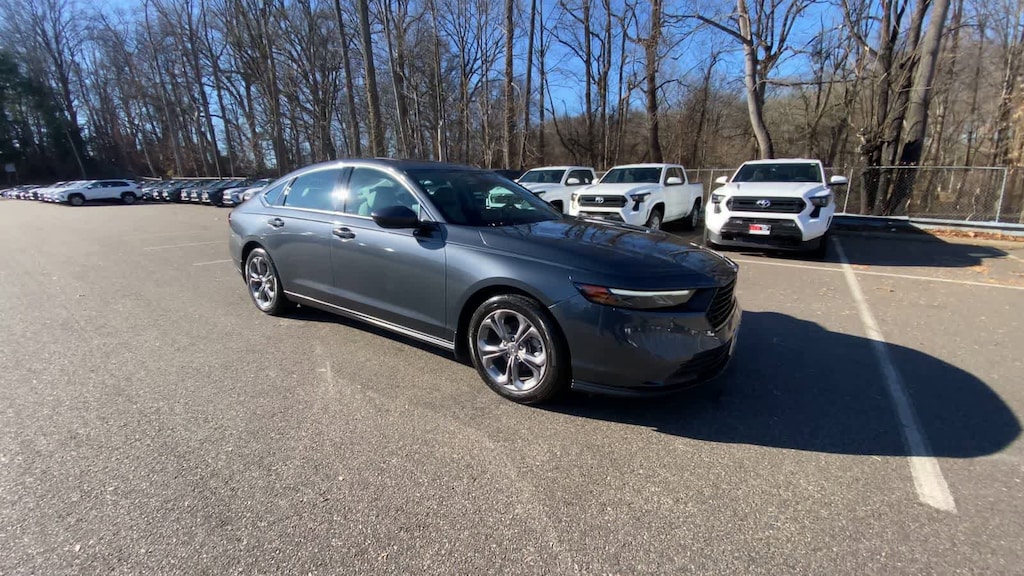 Used 2024 Honda Accord EX Sedan