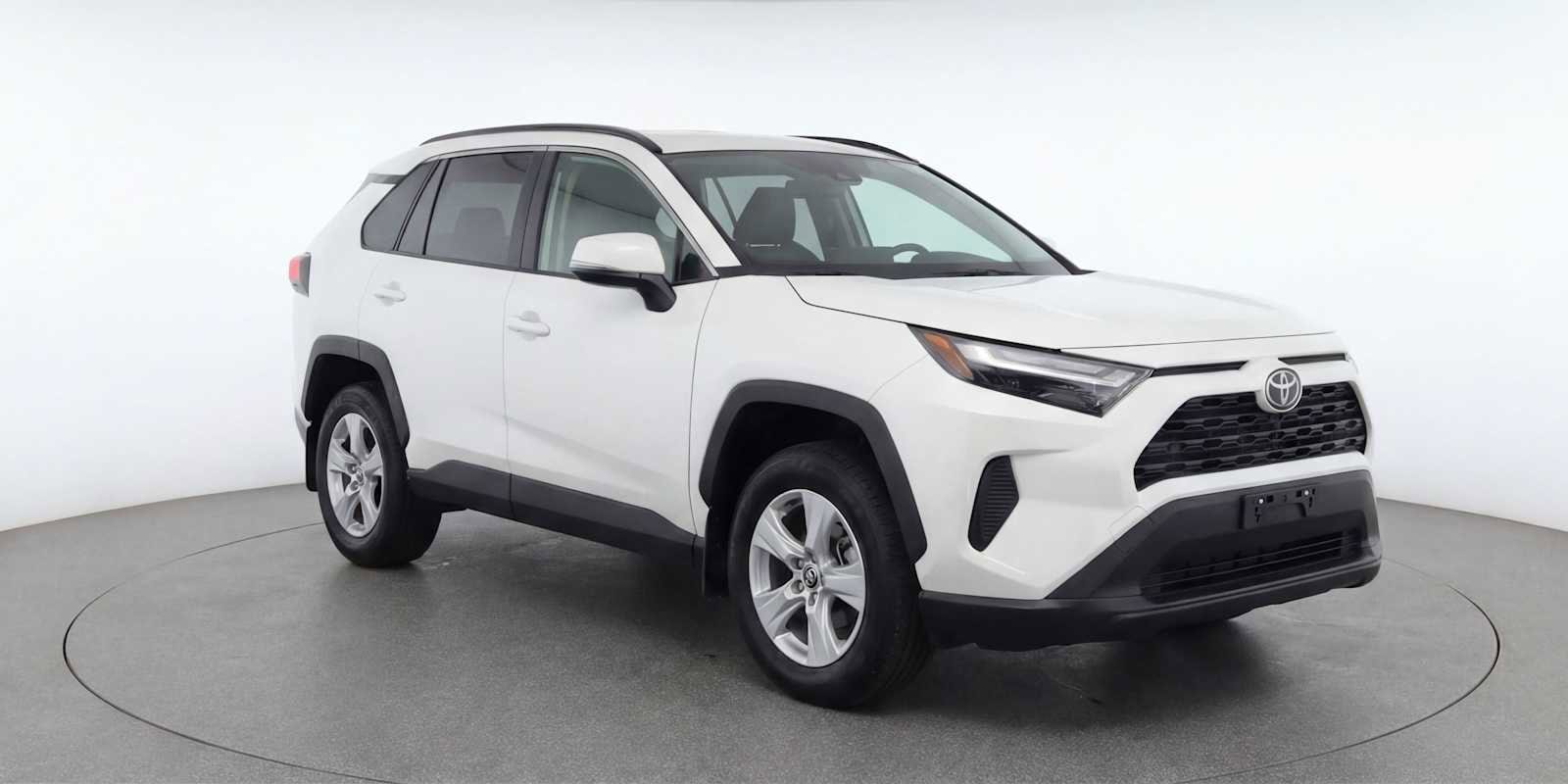 Thumbnail: 2025 Toyota RAV4 - 3