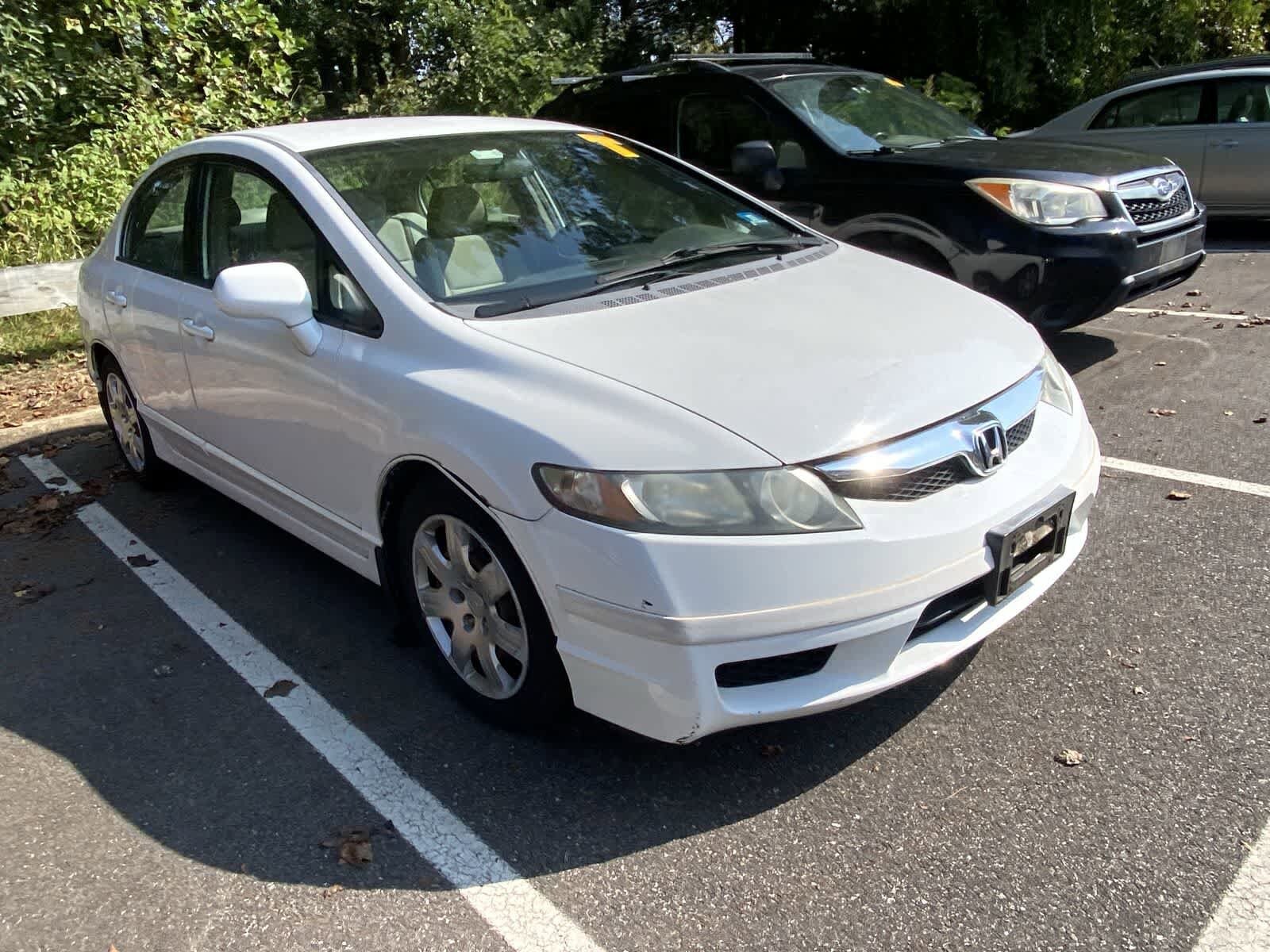 2010 Honda Civic LX photo 3