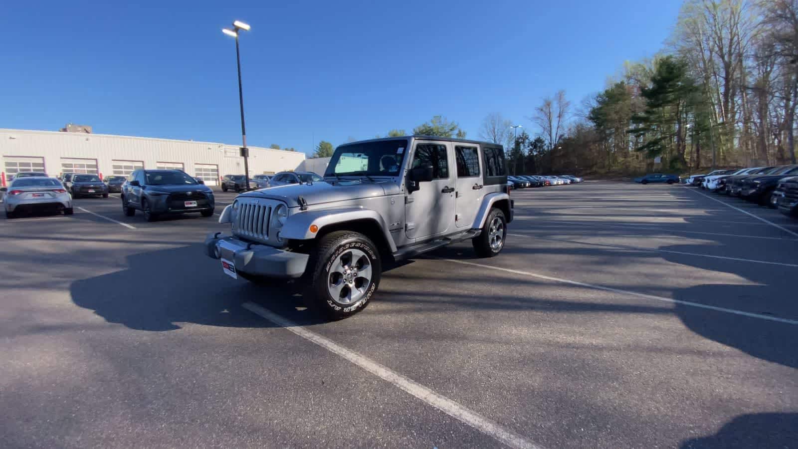 Thumbnail: 2016 Jeep Wrangler - 4