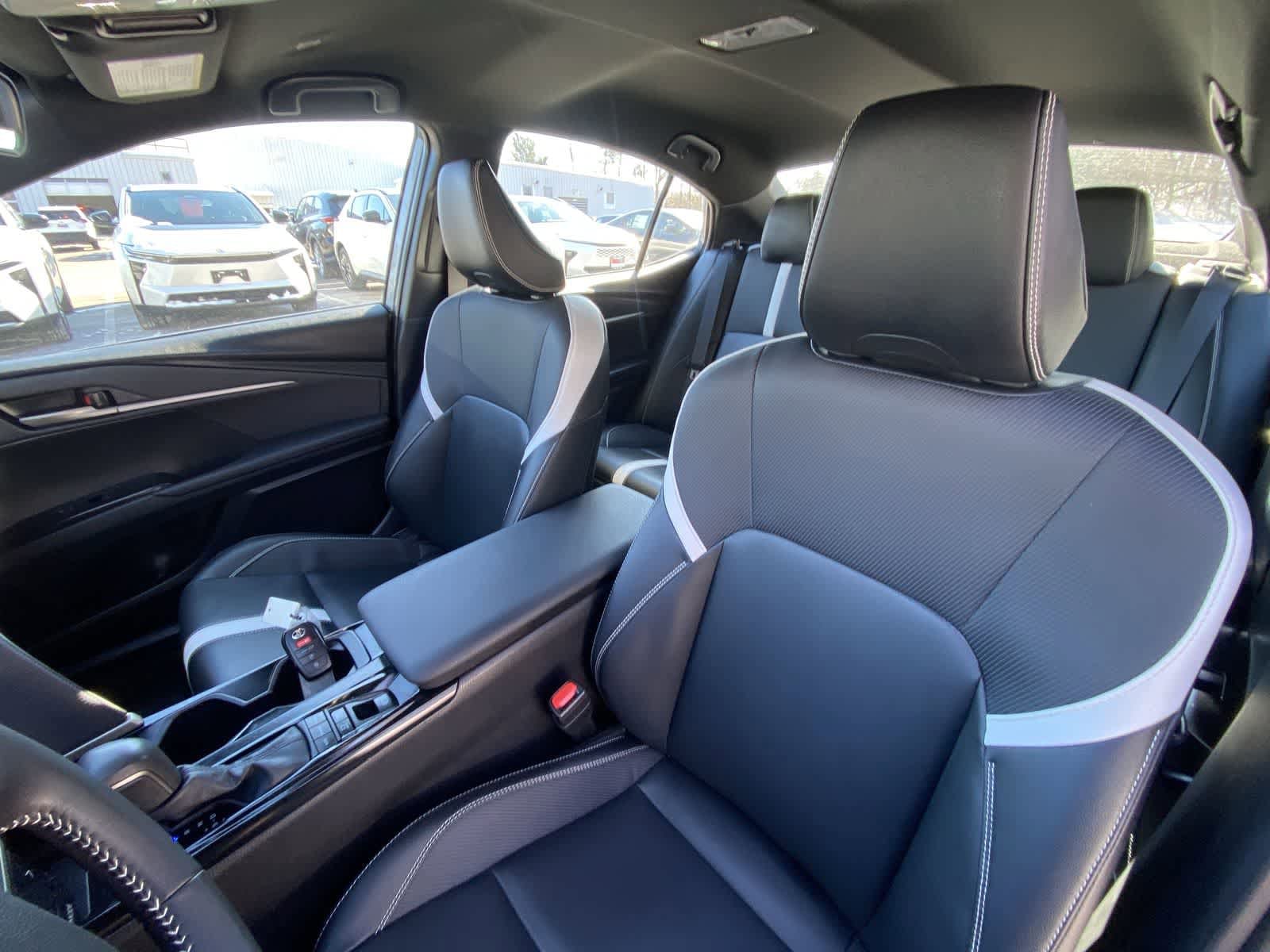 Thumbnail: 2025 Toyota Camry - 22