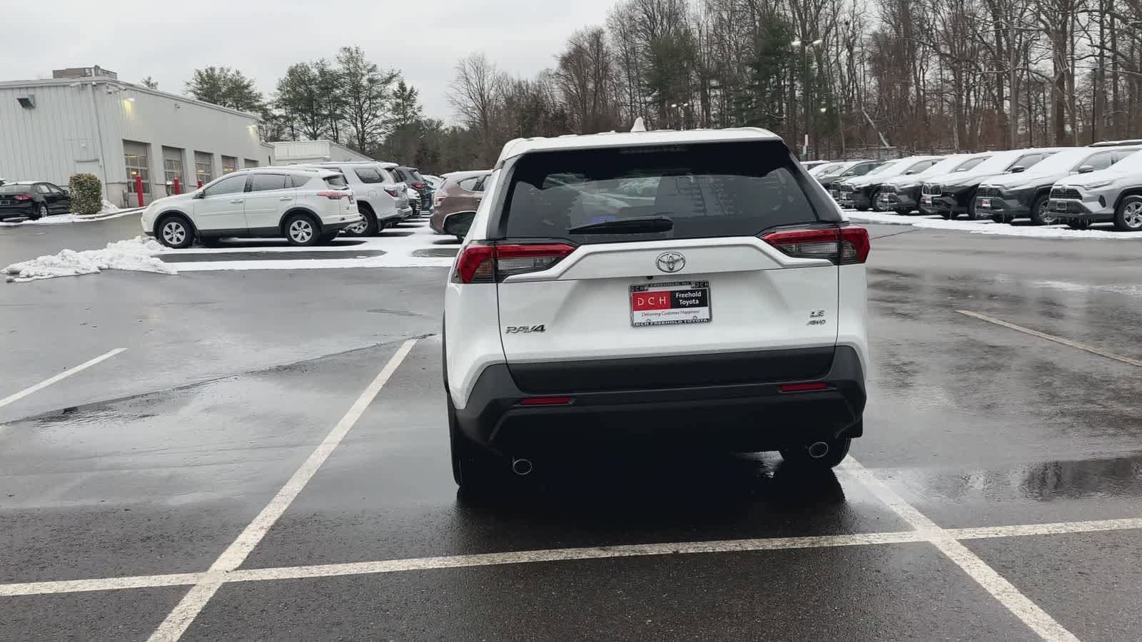 Thumbnail: 2025 Toyota RAV4 - 7