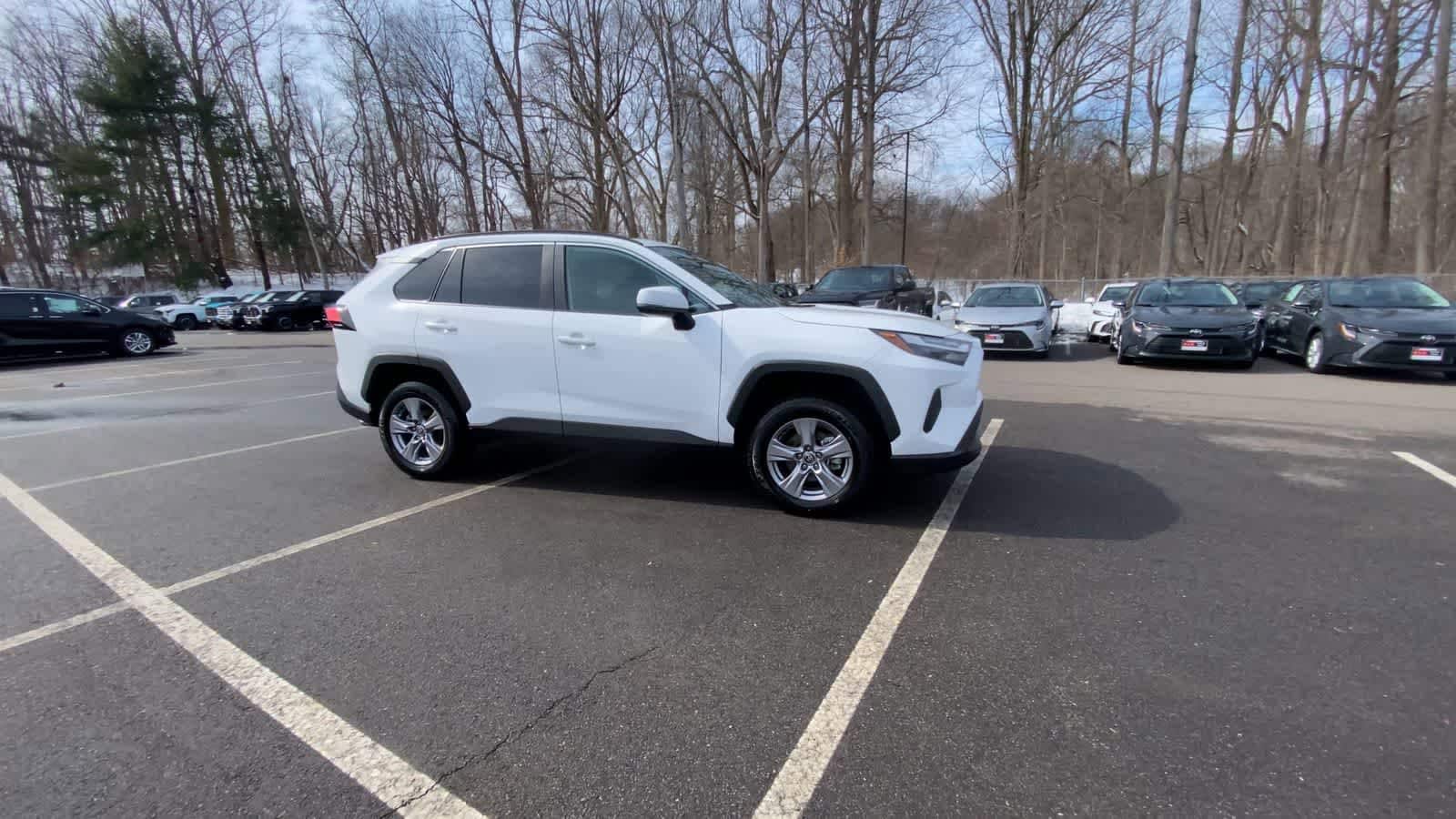 Thumbnail: 2025 Toyota RAV4 - 3