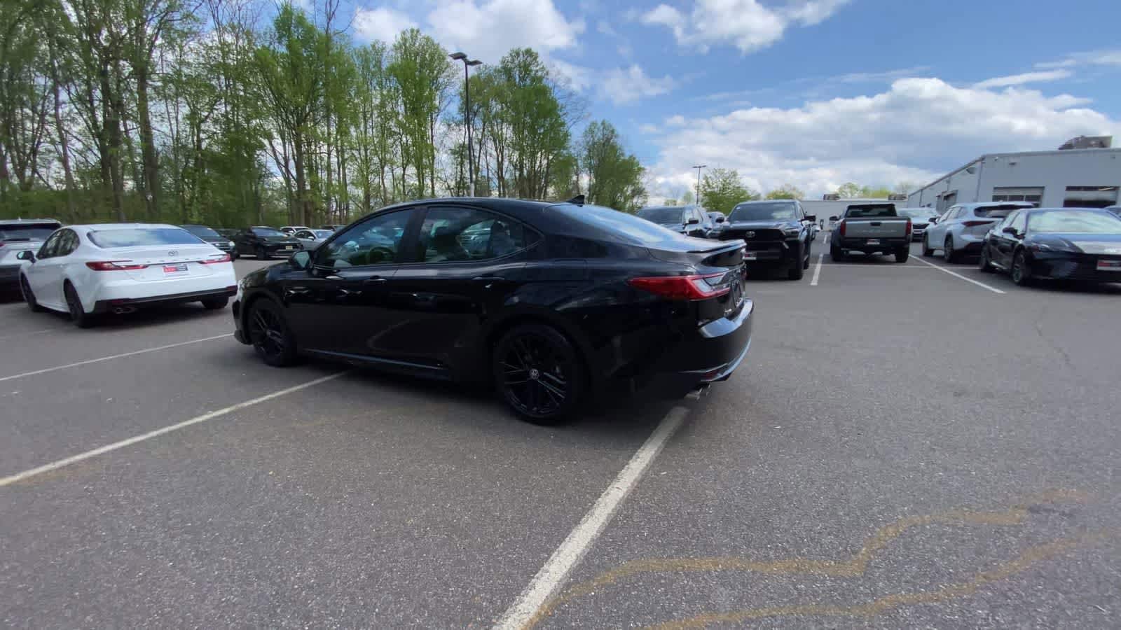 Thumbnail: 2025 Toyota Camry - 8