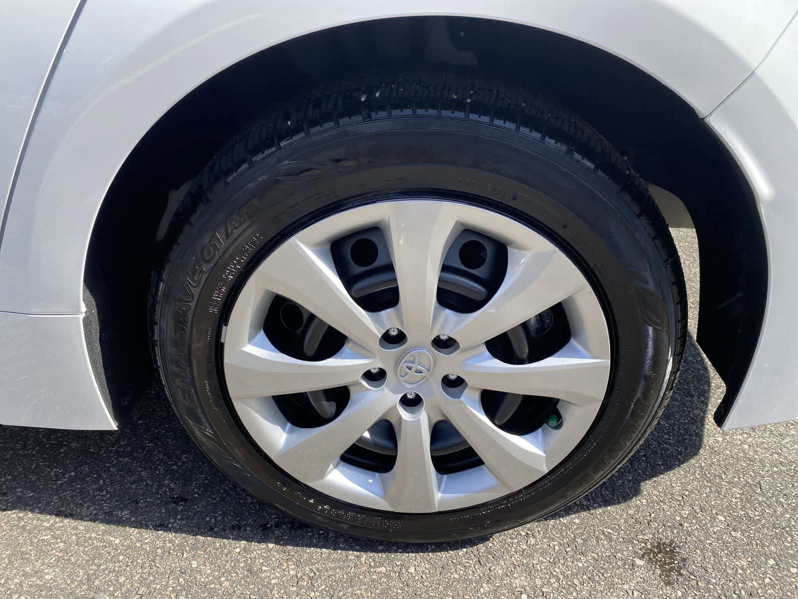 Thumbnail: 2025 Toyota Corolla - 15