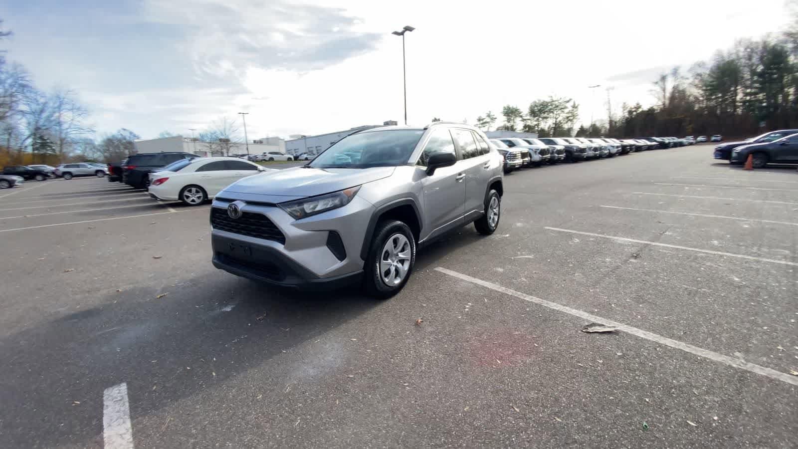 Thumbnail: 2020 Toyota RAV4 - 8