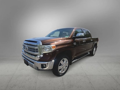 Rocker Panel Kit | TOYOTA TUNDRA CREWMAX 1794 EDITION 2016 Rocker Panel Kit | TOYOTA TUNDRA CREWMAX 1794 EDITION 2016