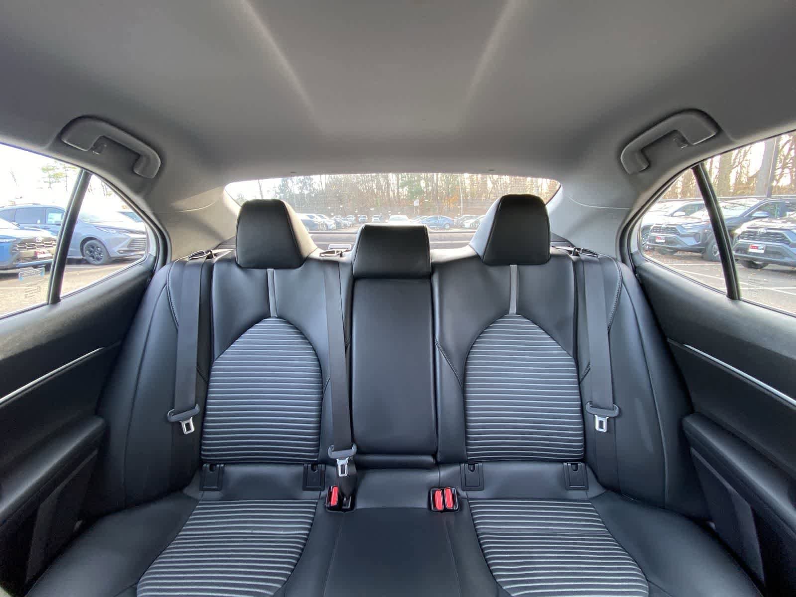 Thumbnail: 2023 Toyota Camry - 30