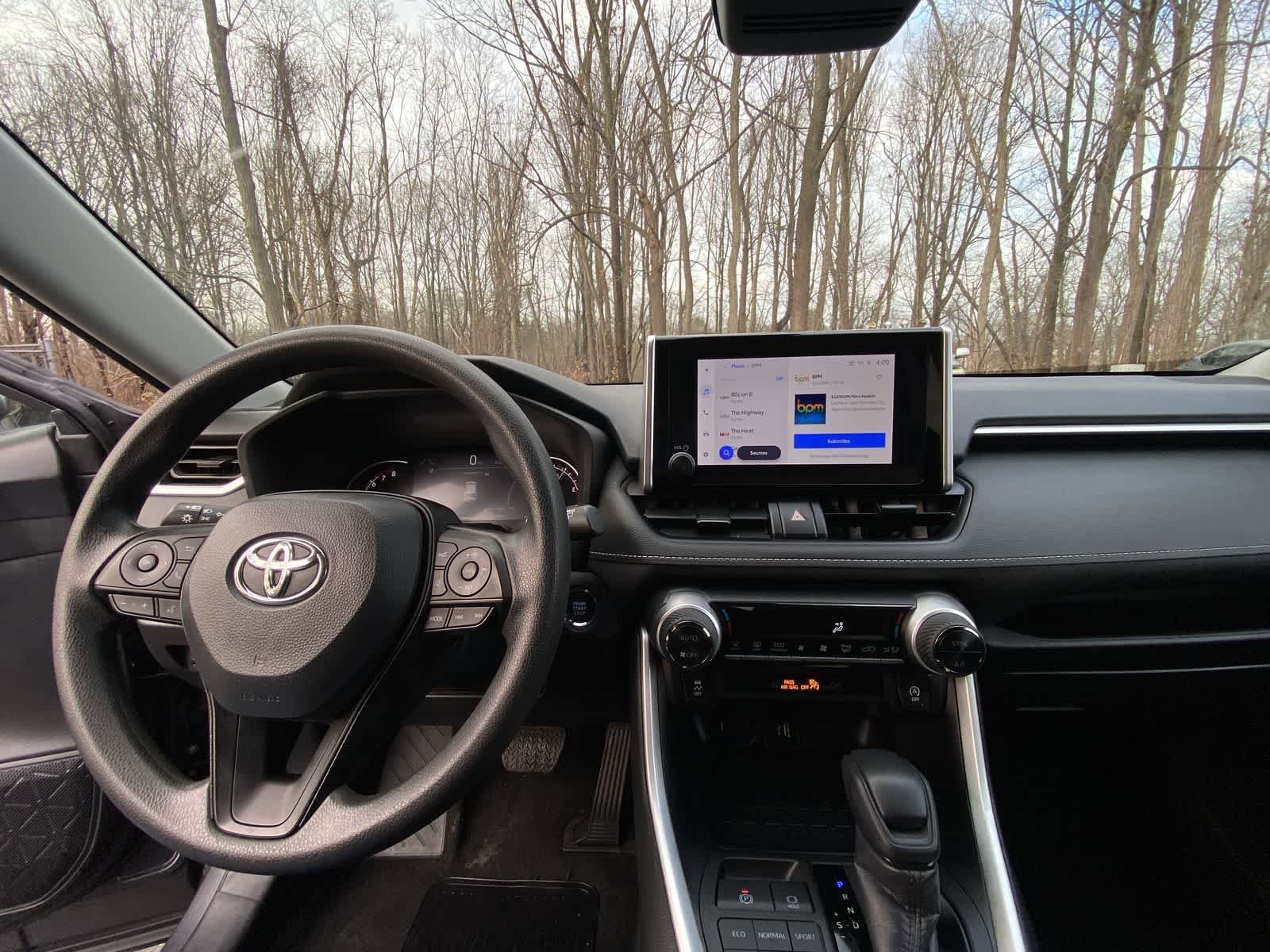 Thumbnail: 2024 Toyota RAV4 - 21