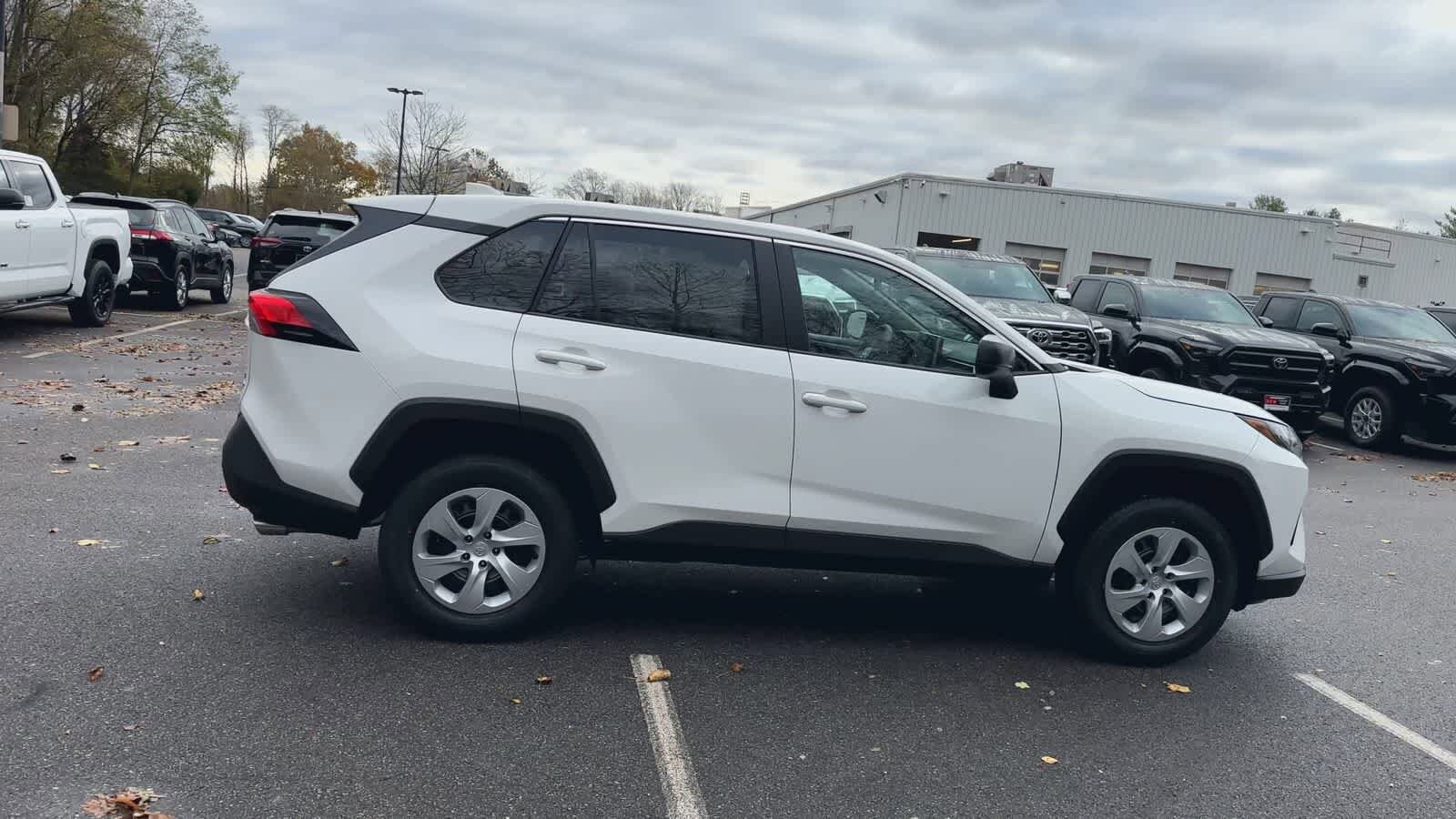 Thumbnail: 2025 Toyota RAV4 - 15