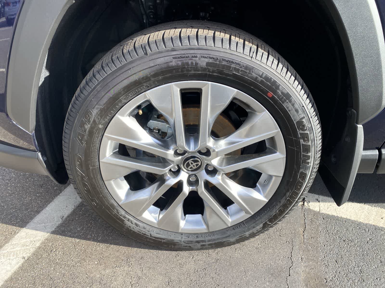 Thumbnail: 2025 Toyota RAV4 - 12