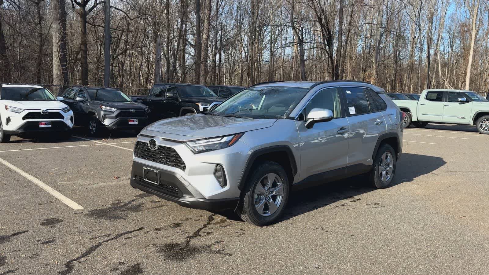 Thumbnail: 2025 Toyota RAV4 - 4