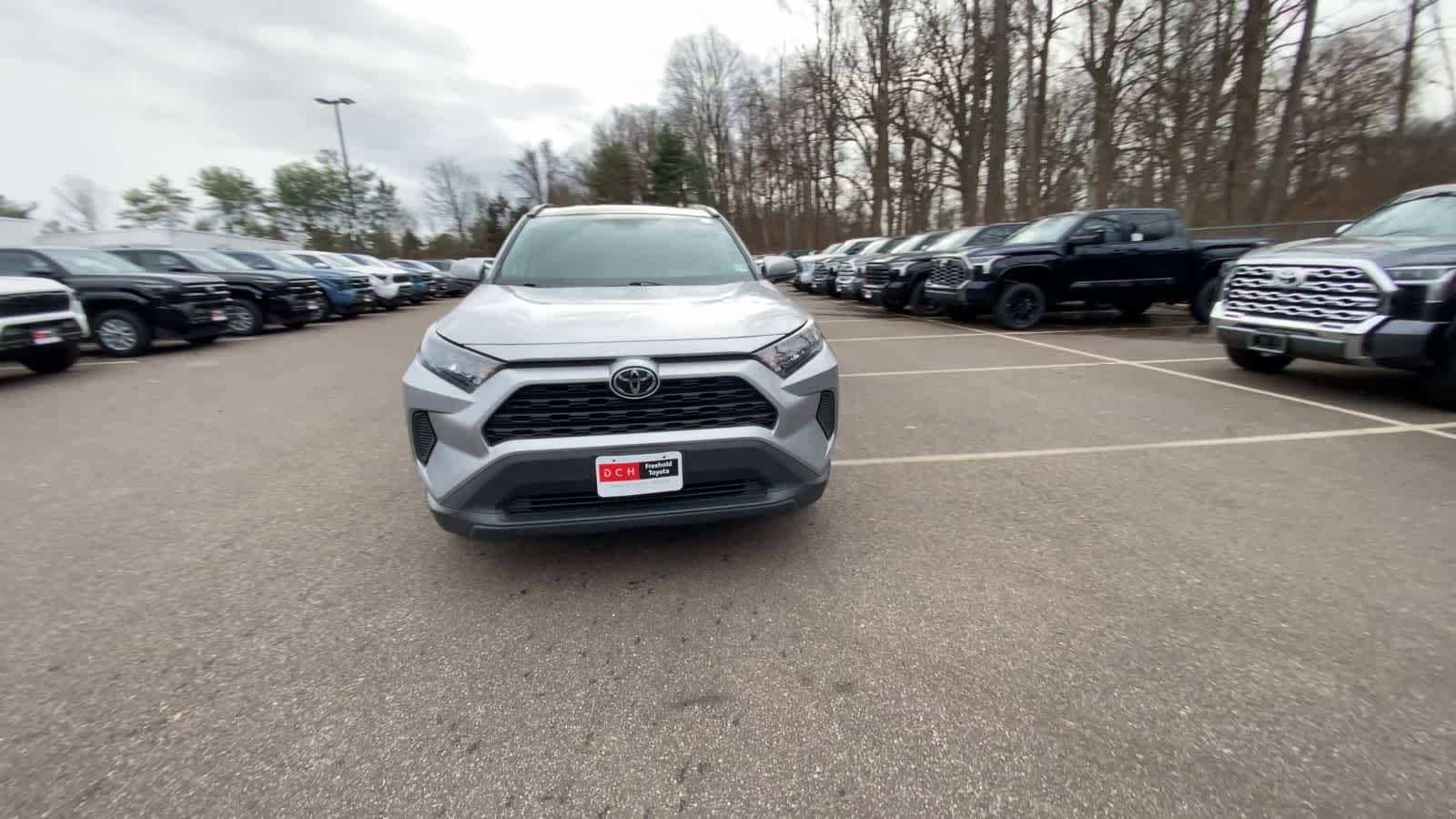 Thumbnail: 2021 Toyota RAV4 - 10