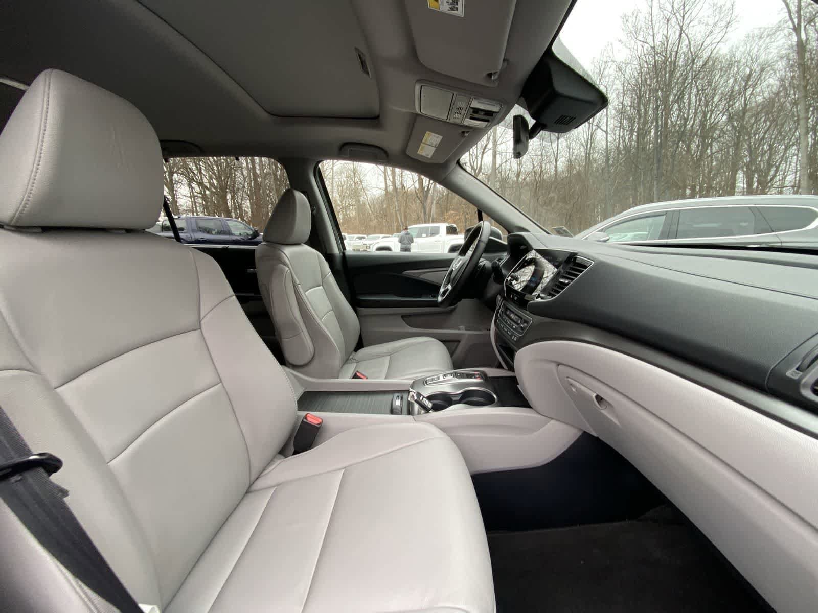 Thumbnail: 2022 Honda Pilot - 31