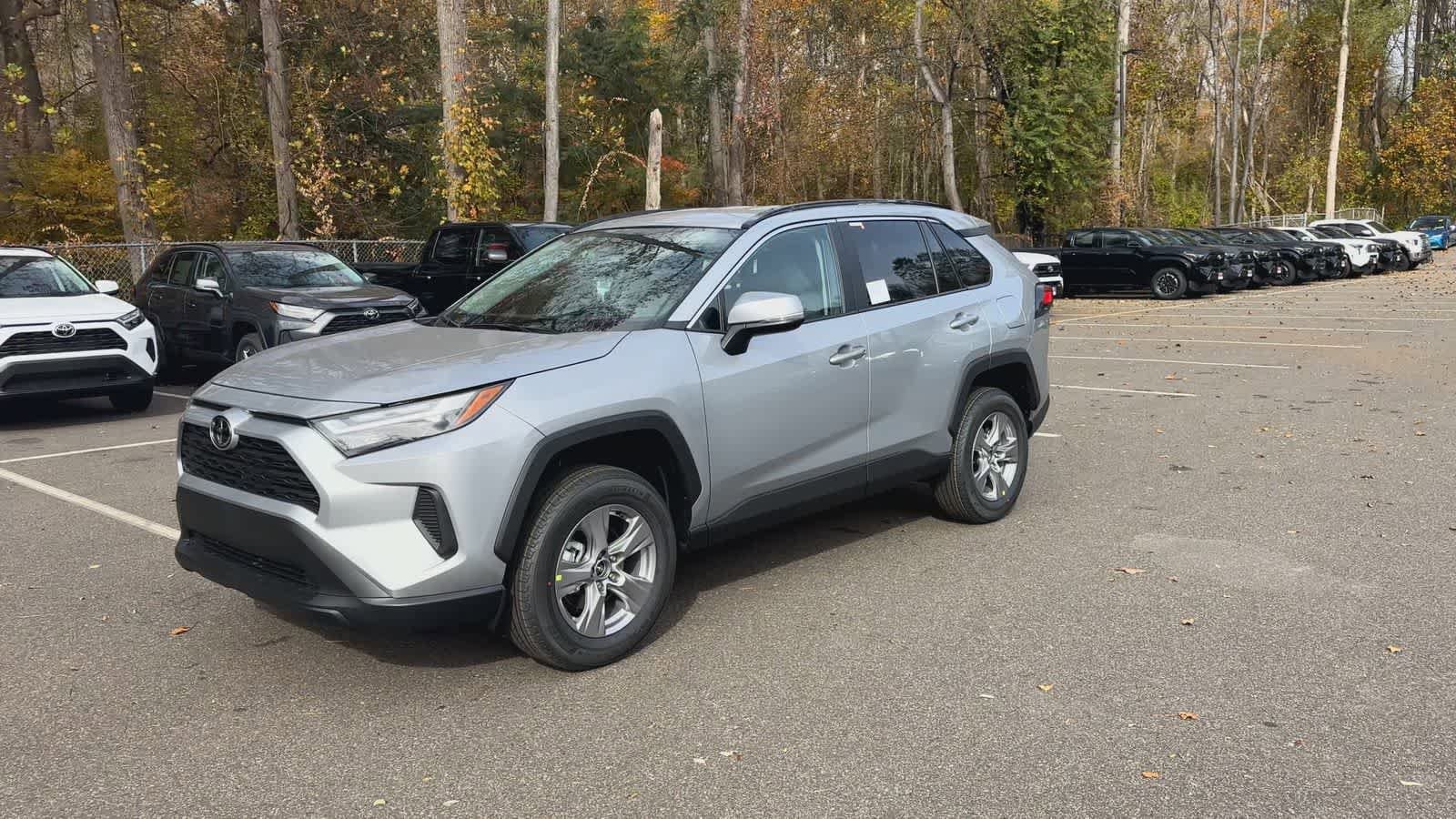 Thumbnail: 2025 Toyota RAV4 - 4