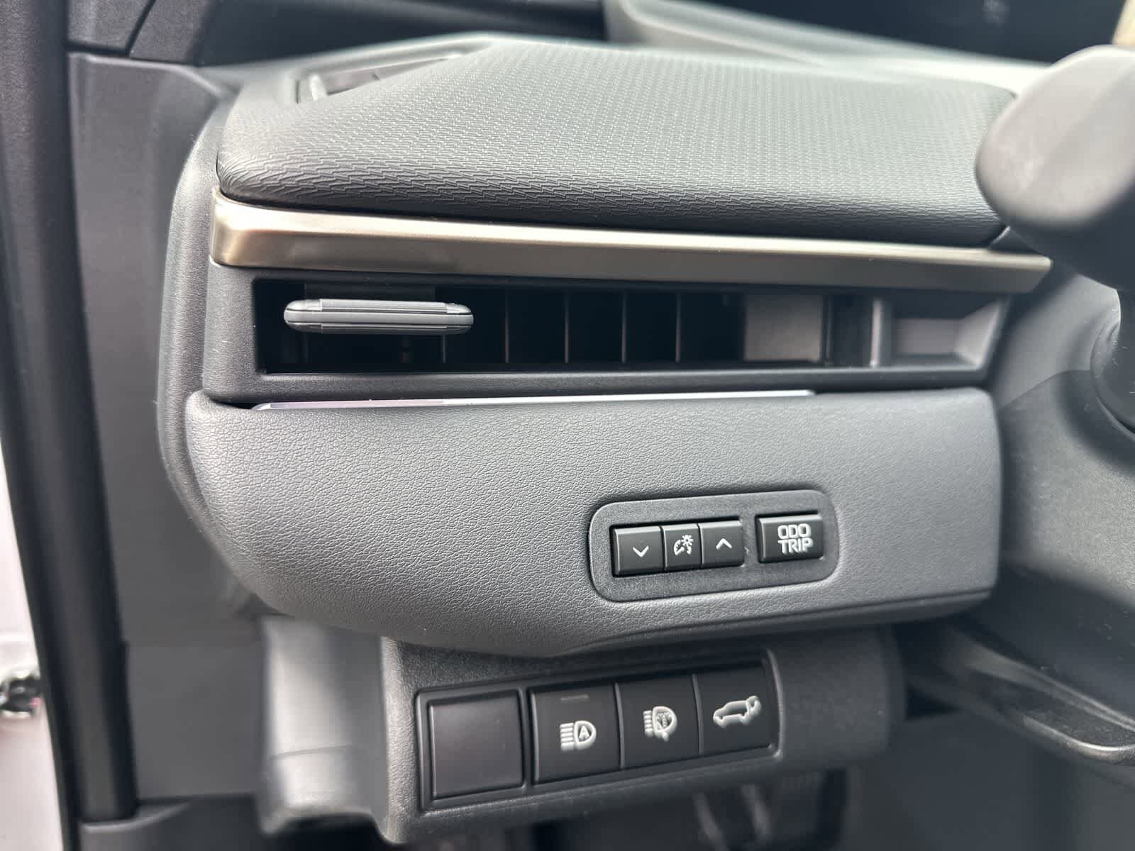 Thumbnail: 2026 Toyota bZ - 23