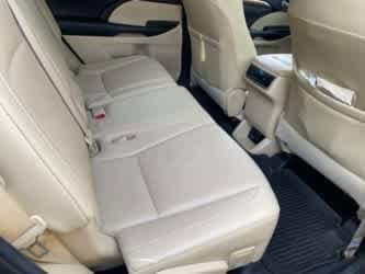 Thumbnail: 2017 Toyota Highlander - 31