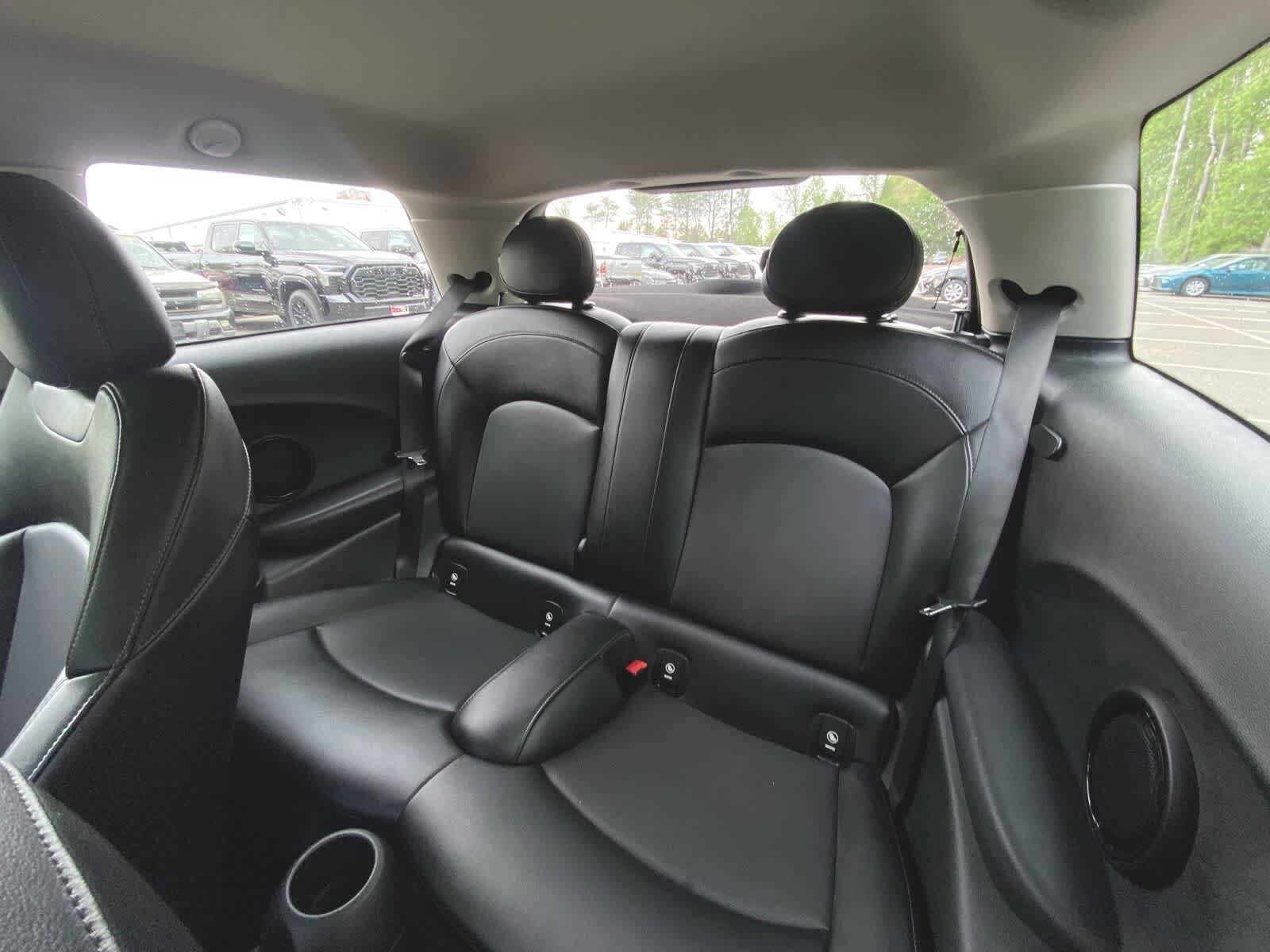 2016 MINI Cooper Hardtop S 22
