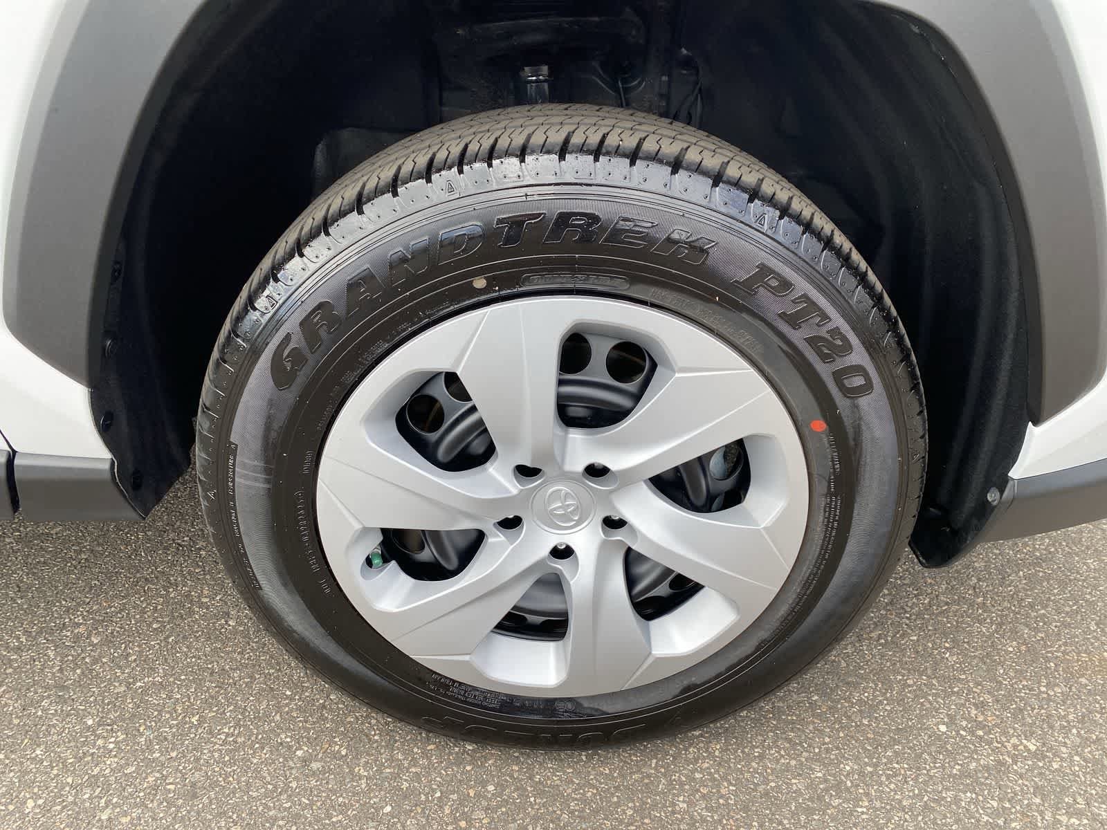 Thumbnail: 2025 Toyota RAV4 - 14