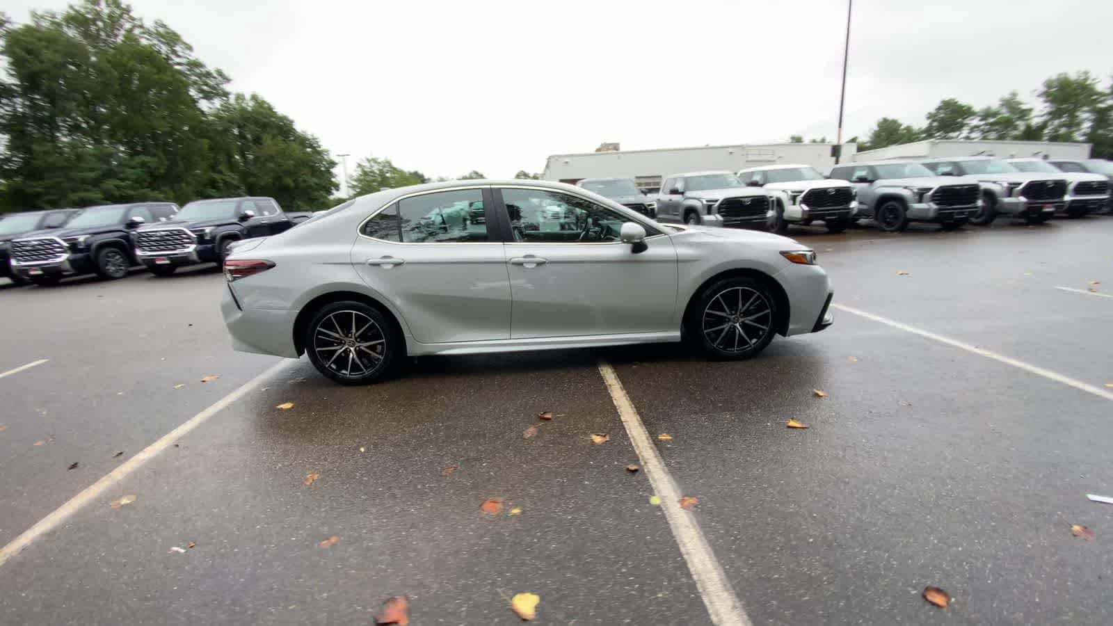 Thumbnail: 2024 Toyota Camry - 9