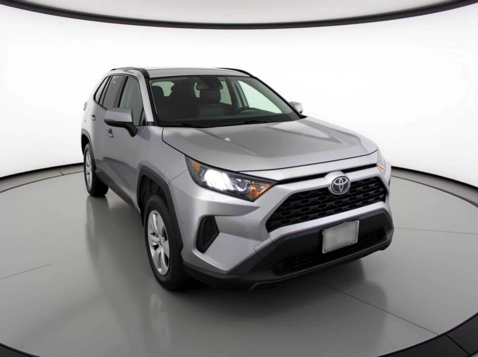Thumbnail: 2019 Toyota RAV4 - 3