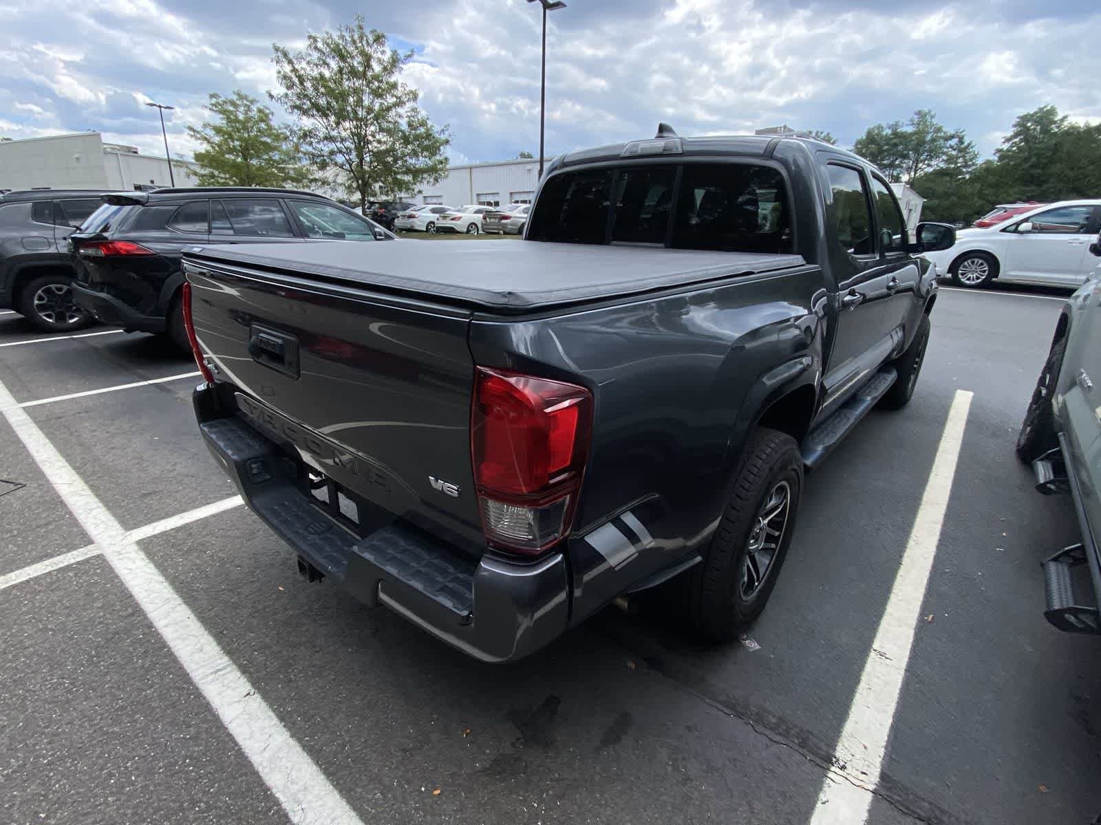 Thumbnail: 2021 Toyota Tacoma - 8