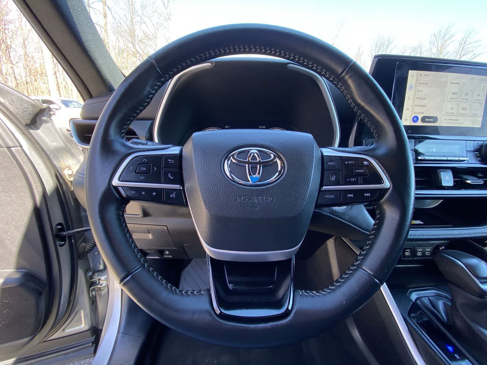 Thumbnail: 2025 Toyota Highlander - 28