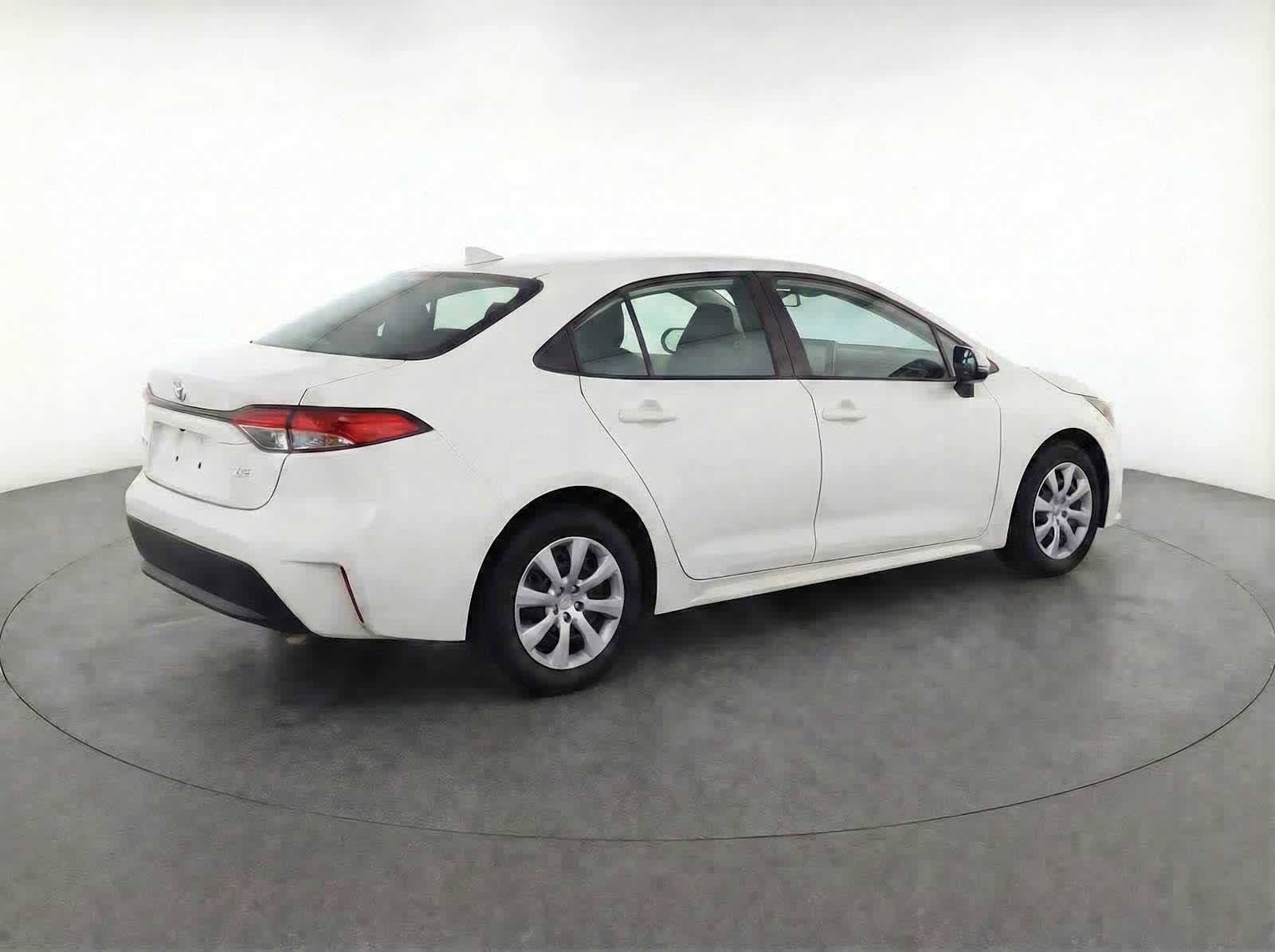 Thumbnail: 2024 Toyota Corolla - 7