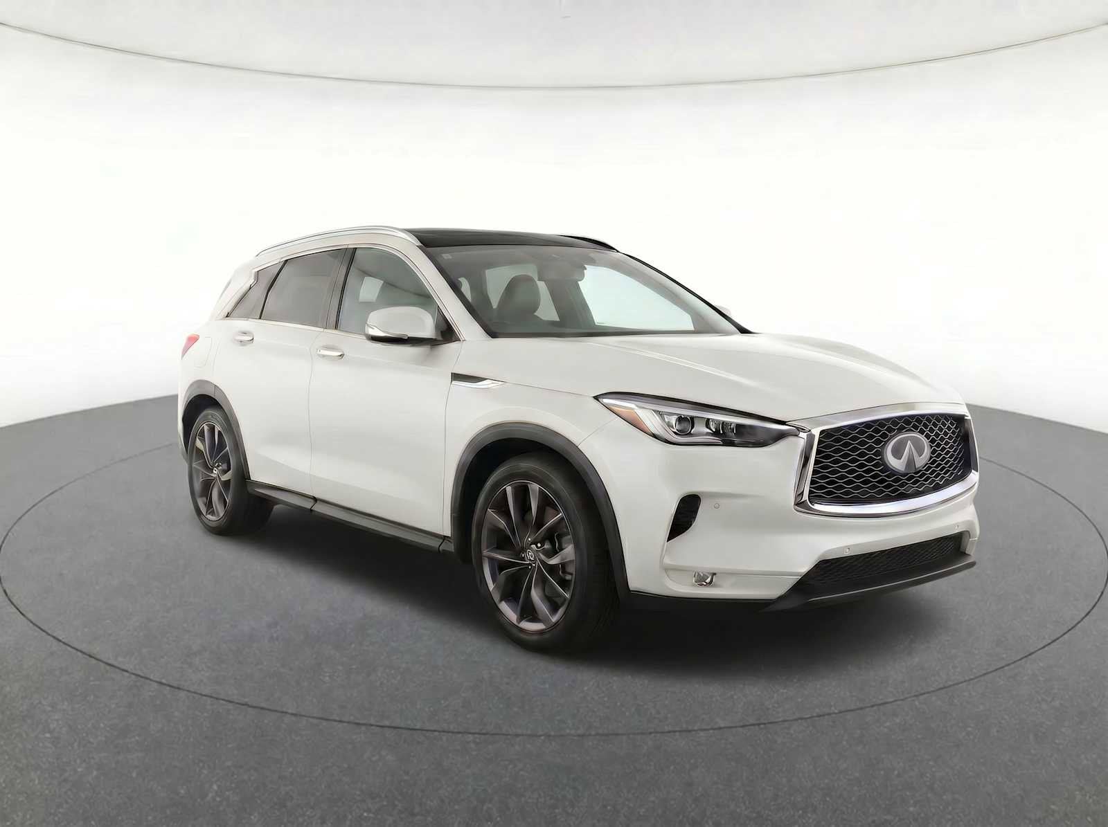 Thumbnail: 2022 INFINITI QX50 - 3
