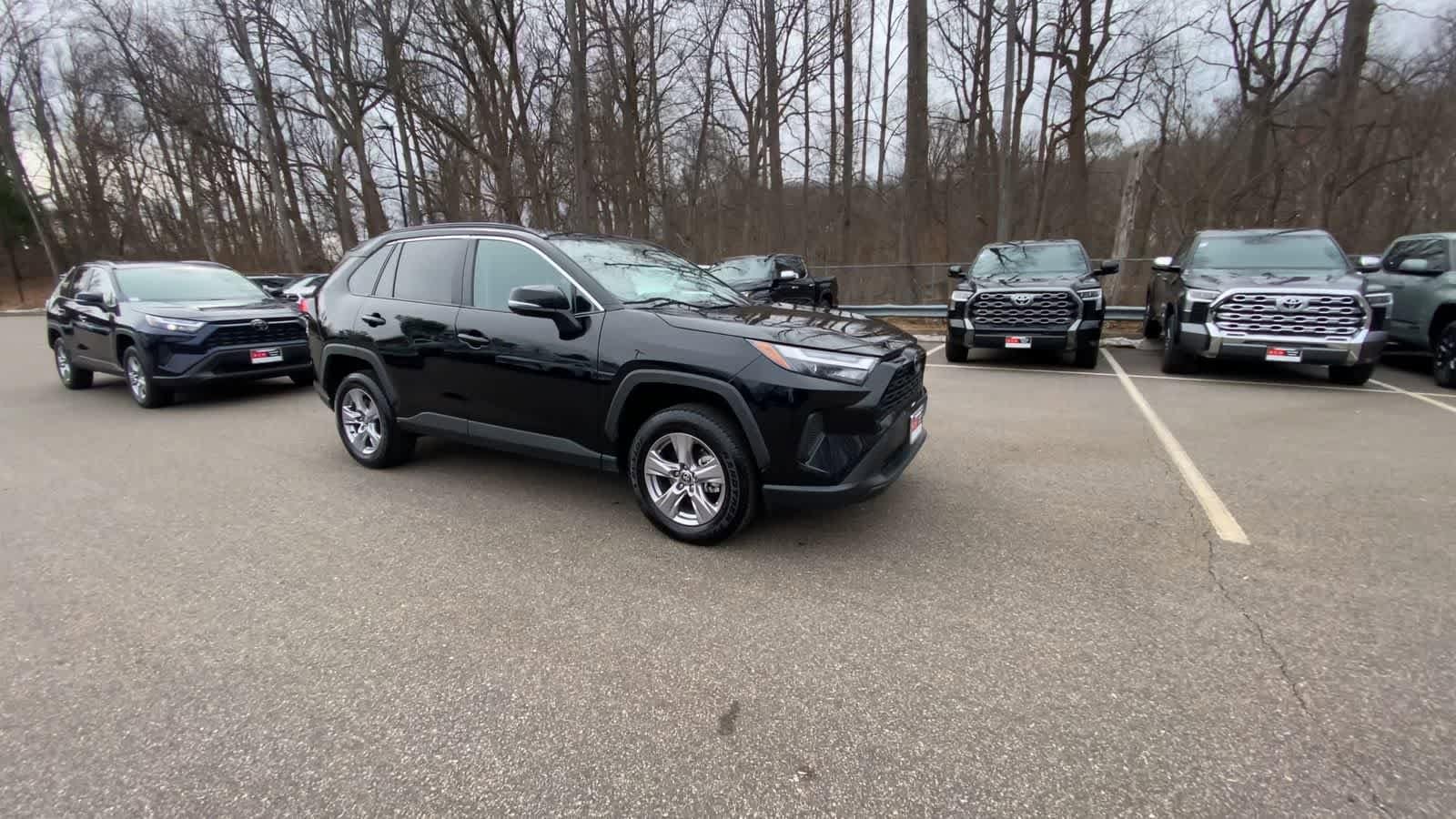 Thumbnail: 2025 Toyota RAV4 - 7